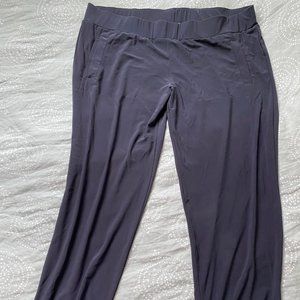 Norma Kamali Joggers